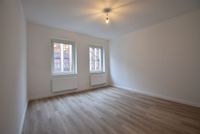 Moderne trifft auf Altbaucharme! Sanierte 3-Zi-Whg mit Balkon in Oberhausen Nordrhein-Westfalen - Oberhausen Vorschau