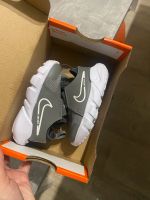 Baby Nike Schuhe in Grau Neu Nordrhein-Westfalen - Hemer Vorschau