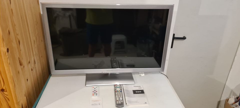 Panasonic LCD TV in Rettenberg