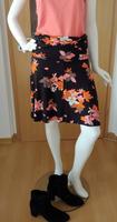 Aniston Rock Gr. 38 schwarz Blumendruck orange rosa weiß Jersey Brandenburg - Bernau Vorschau