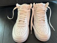Nike Schuhe Größe 6.5 (37.5) Niedersachsen - Jork Vorschau