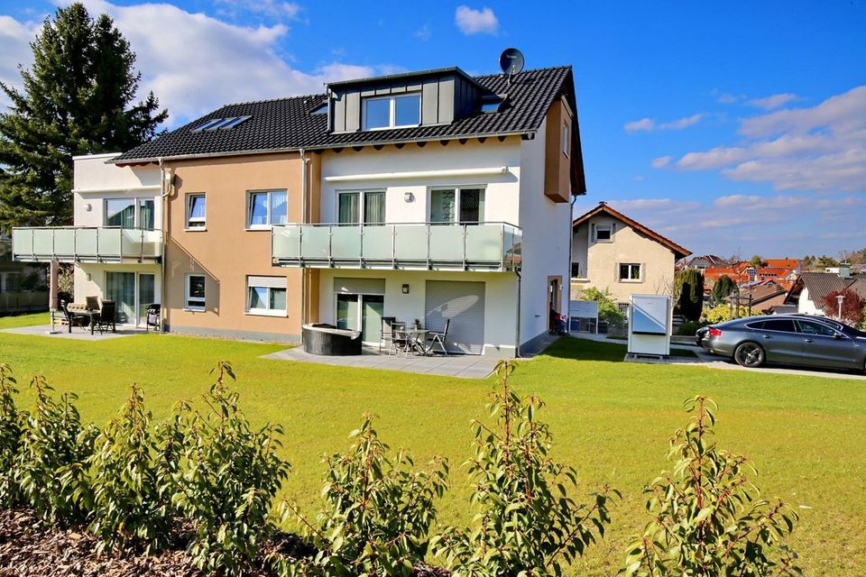 Exklusive Penthouse Wohnung mit 50m² Dachterrasse und Traumküche in Baden-Baden