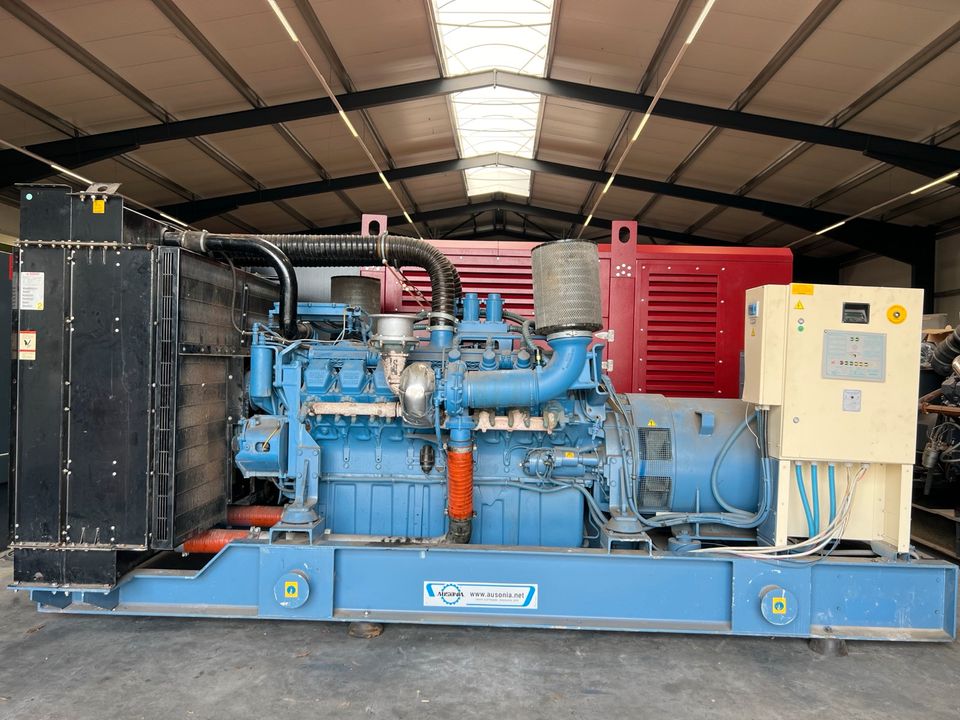 Notstromaggregat 800 KvA Stromerzeuger 800 KvA in Salzhausen