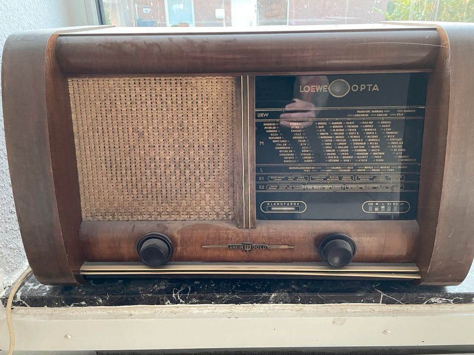 Alte Radios Telefunken Elac Rheingold Löwe Philips 1950/1960 in  Niedersachsen - Oldenburg | Radio & Receiver gebraucht kaufen | eBay  Kleinanzeigen ist jetzt Kleinanzeigen