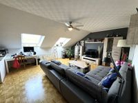 Helle 2,5-Zimmer Dachgeschosswohnung in Gladbeck-Brauck | Einbauküche | Parkettboden Nordrhein-Westfalen - Gladbeck Vorschau
