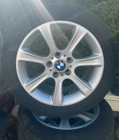 BMW Alufelgen 225-50R17 mit Winterreifen Nordrhein-Westfalen - Schleiden Vorschau