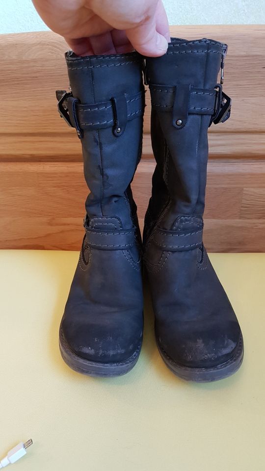 Gr. 34 Stiefel leicht gefüttert Mädchen grau in Schweitenkirchen