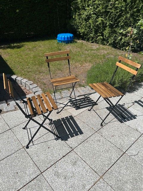 3 Bistrostühle 1 Tisch Gartenmöbel Balkonset klappbar platzsp in Hamburg