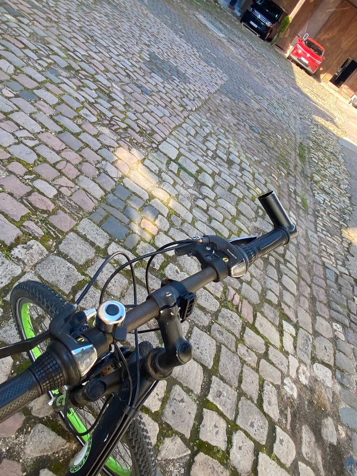 Ich verkaufe ein Fahrrad 26 Zoll Reifen in Osthofen