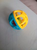 Toyland® 10,5 cm Bendy n Roll Ball - Schütteln, Rasseln & Rollen Nordrhein-Westfalen - Gelsenkirchen Vorschau