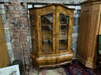 Barock Stil Vitrine aus Massiv Holz | Stilmöbel Hessen - Taunusstein Vorschau