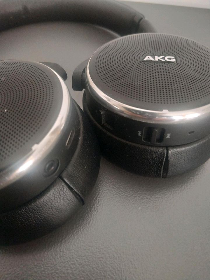AKG n 60 nc der Reise Kopfhörer, ANC Unterdrückung Bluetooth in Emmendingen