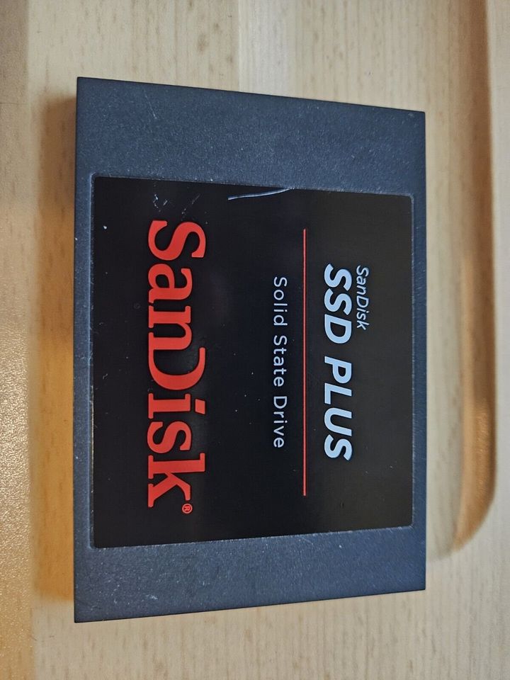 SANDISK Plus Speicher, 240 GB SSD SATA 6 Gbps, 2,5 Zoll, intern in Heidenau