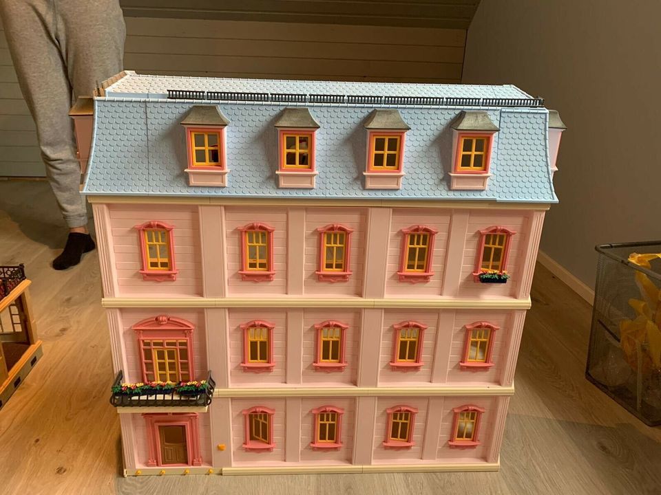 Playmobil rosa Dollhouse/ Puppenhaus 5303 komplett in Brandenburg -  Falkensee | Playmobil günstig kaufen, gebraucht oder neu | eBay  Kleinanzeigen ist jetzt Kleinanzeigen