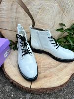 Stiefeletten cremeweiß glänzend Gr. 41 Thüringen - Ohrdruf Vorschau