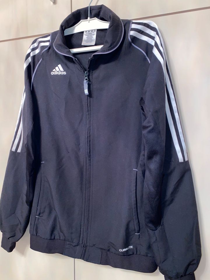 Adidas Windbreaker Sportjacke climalite, Damenjacke in Nordrhein-Westfalen  - Solingen | eBay Kleinanzeigen ist jetzt Kleinanzeigen