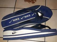 Nike Vintage Plateau Flip Flops 41 Zehentrenner Brandenburg - Luckau Vorschau
