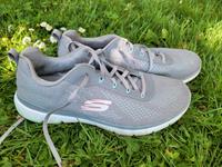 Skechers Sport und Laufschuhe Sneaker Baden-Württemberg - Bermatingen Vorschau