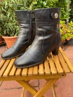 Damen-Stiefeletten Miss Laura, schwarz, Größe 39, sehr gut erhal Hessen - Eppstein Vorschau