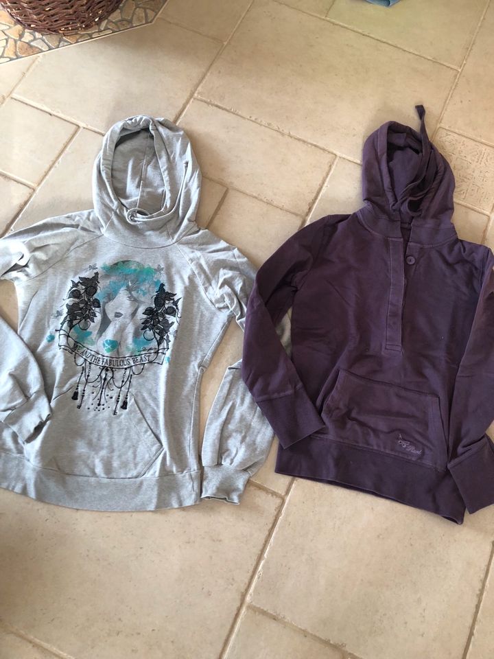 Hoodie, Kaputzenjacke Esprit, S-Oliver, Gr L ab 3 Eur in Gieboldehausen