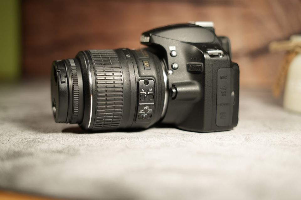Nikon D3200 SLR-Digitalkam  24,2 Megapixel in Weilburg
