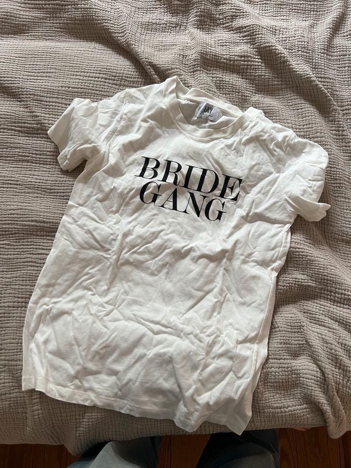 Iay I am yours bride gang shirt xl tshirt team bride jga in Hamburg