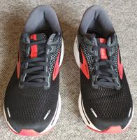 Laufschuhe BROOKS Ghost 14 Größe 43 neuwertig Nordrhein-Westfalen - Lichtenau Vorschau