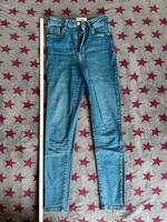Jeans Mödchen blau Gr. 34 Thüringen - Erfurt Vorschau