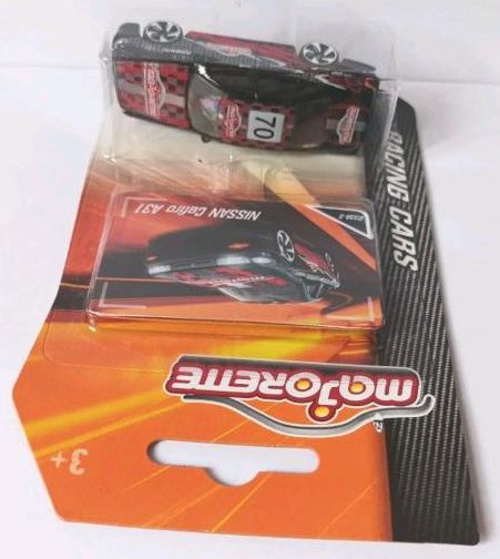 Majorette 1:58 Nissan Cefiro A31 schwarz-weiß "Racing Cars" OVP in Berlin