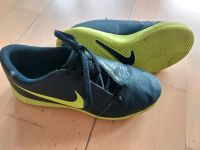 Nike Hallenschuhe Fussballschuhe 35 36 Baden-Württemberg - Leonberg Vorschau