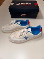 Tommy Hilfiger Damen Schuhe Sneaker Gr 38 Neu Berlin - Spandau Vorschau