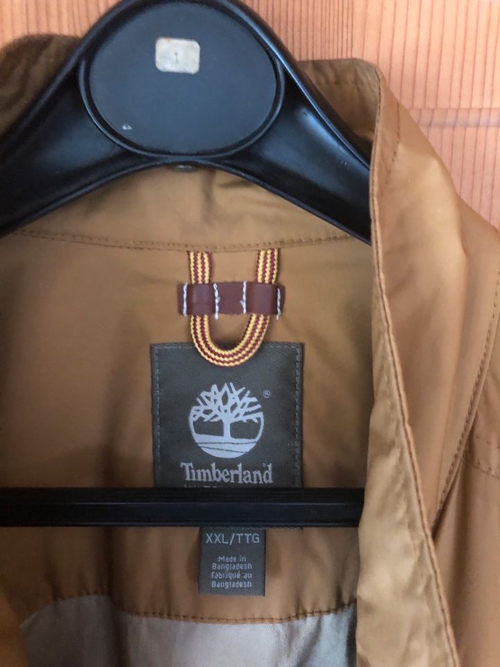 Verkaufe Sommerjacke XXL von Timberland Beigefarben / Senffarben in München