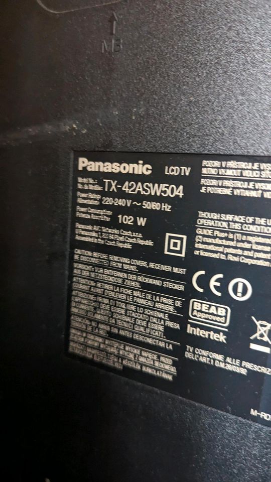 Panasonic  LCDTV  TX-42ASW504 in Neuenburg am Rhein