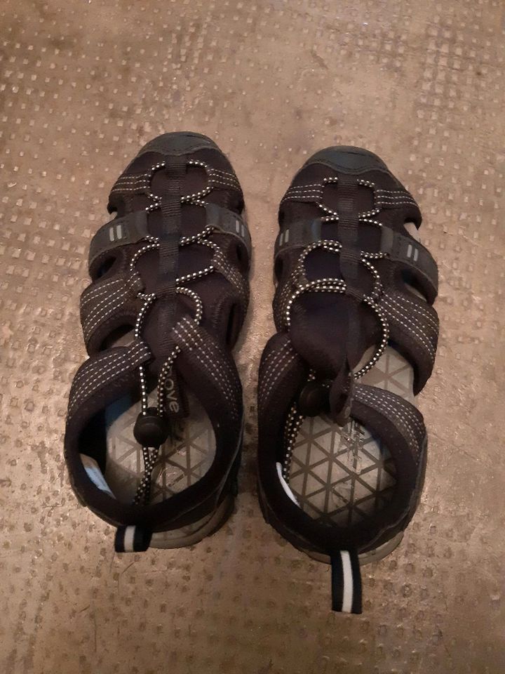 Outdoor Sandalen schwarz in München