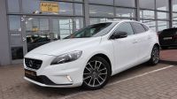 Volvo V40 D3 R-Design BI-XENON-NAVI-KLIMA-SHZ-PDC Niedersachsen - Bergen Vorschau