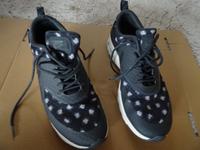 Nike Sneaker Schuhe 41/ 10 Nordrhein-Westfalen - Meinerzhagen Vorschau