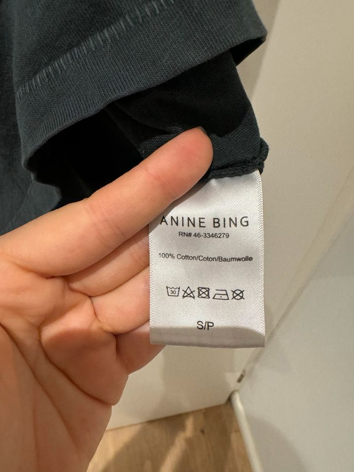 Anine Bing T-Shirt Größe S in Hamburg