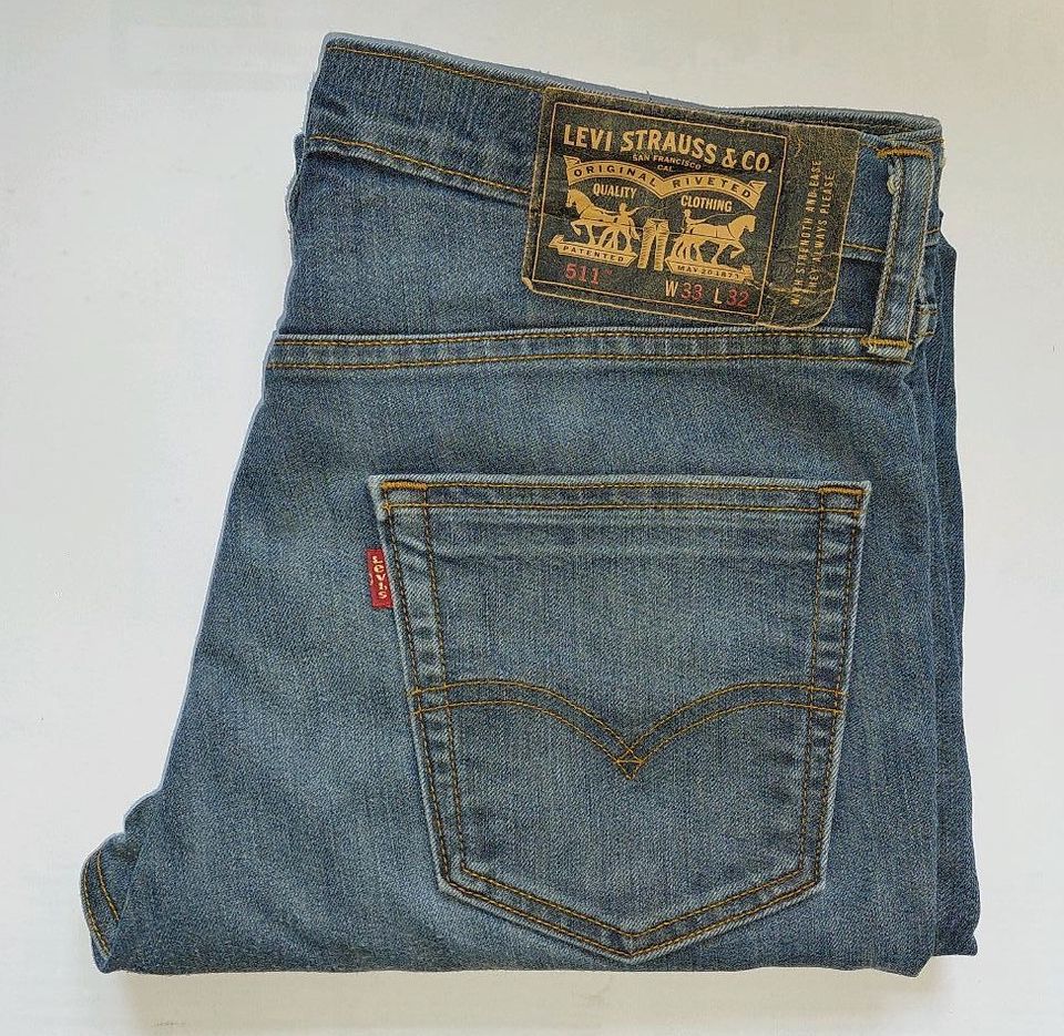 Levis Levi Strauss 511 W33 L32 Jeans Hose Levi's in Fürstenfeldbruck