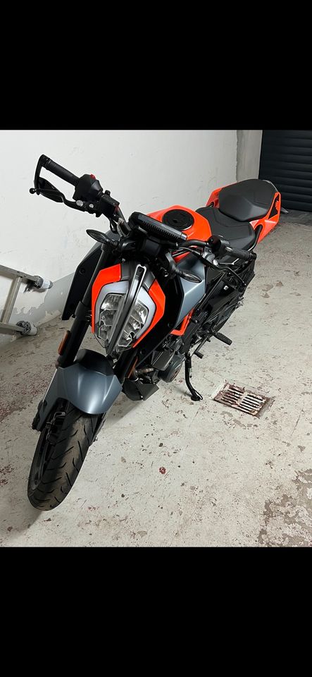 KTM Duke 390 2023 | EZ 04/24 | 300km | Garantie in Haßloch