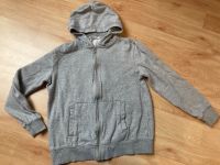 H&M Kapuzensweatjacke grau Gr. 152 zu verschenken Bayern - Eckersdorf Vorschau