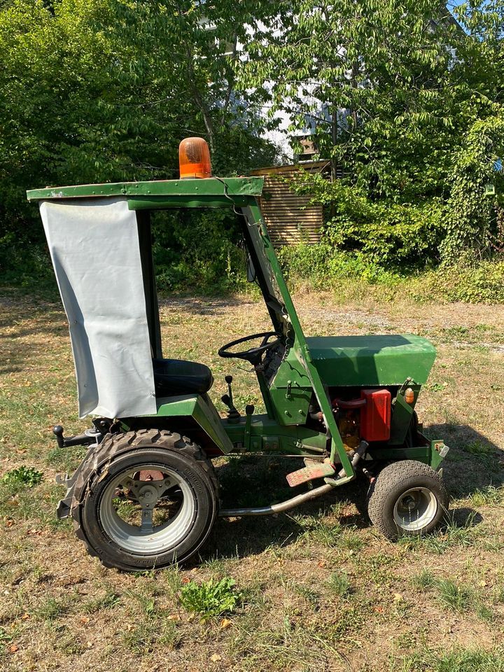 Gutbrod Traktor in Schopfloch