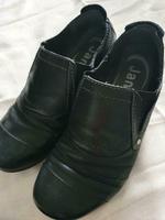 Damen Schuh/ Halbschuh/ Slipper von Jana in H-Weite Gr 37 schwarz Brandenburg - Fürstenwalde (Spree) Vorschau