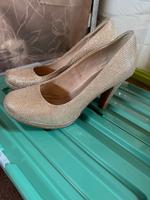 Pumps Marco tozzi 38 Gold Glitzer Bayern - Erding Vorschau