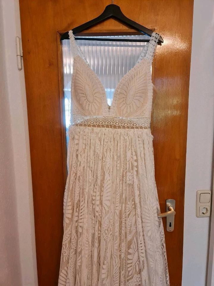 Malee Calee Brautkleid Hochzeitskleid Boho Vintag Spitze Schleppe in Köln