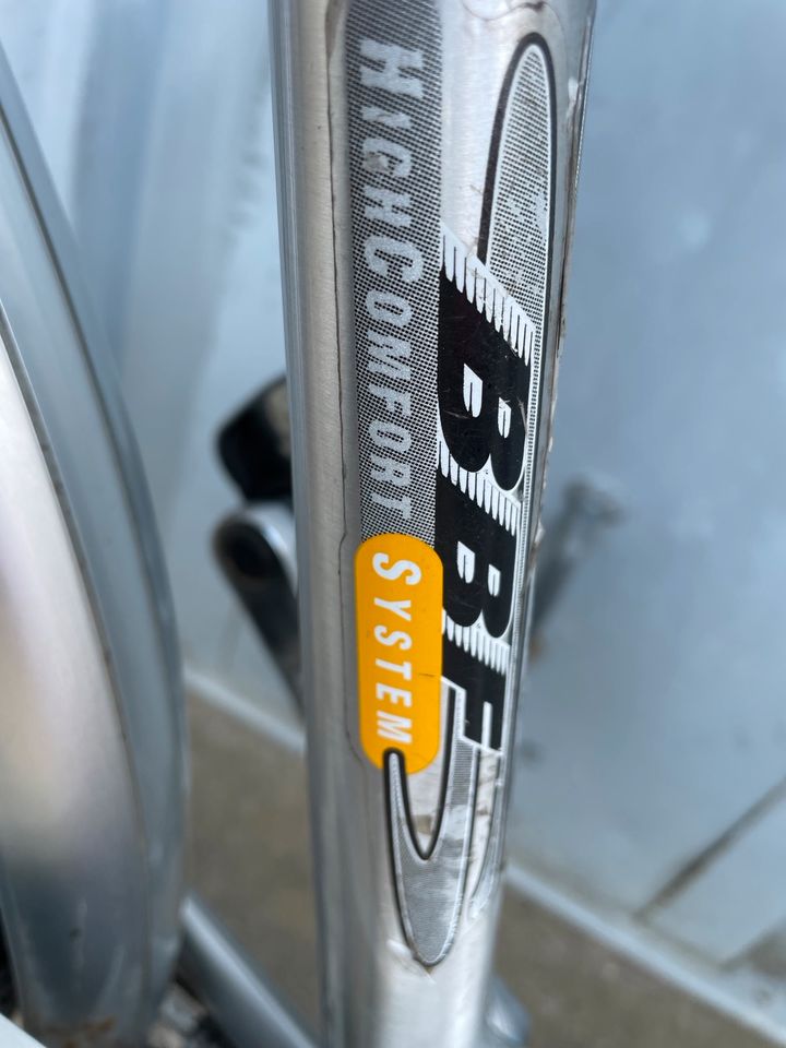 Schickes Aluminium BBF COMFORT 26 Zoll Damen Fahrrad. in Lutherstadt Wittenberg