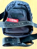 Stylische Union Berlin Crossbag Umhängetasche schwarz mit Details Brandenburg - Panketal Vorschau