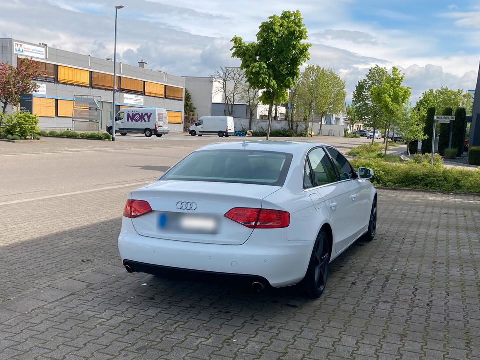 Audi A4 3.2 V6 Quattro 265ps Automatik in Viernheim