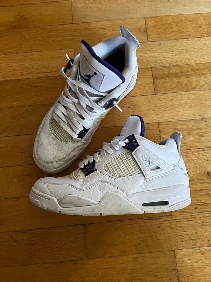 Jordan 4 metallic purple in München