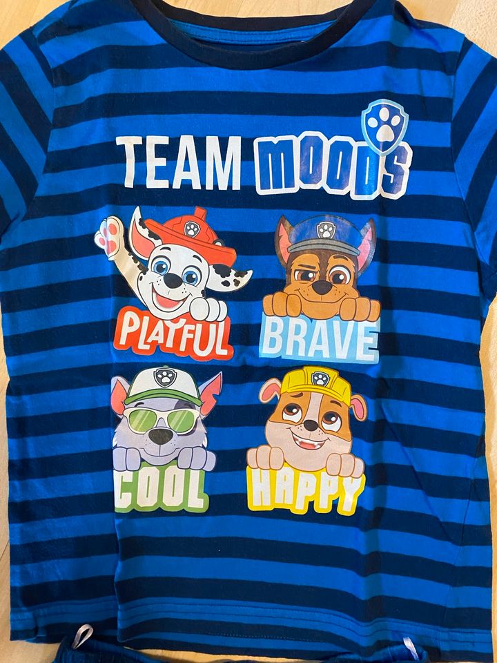 Kurzer Schlafanzug Paw Patrol Größe 122 Top in Luhe-Wildenau