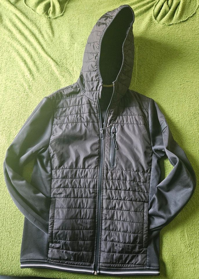 Softshelljacke Schwarz Gr. 164 in Lauenbrück